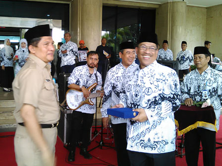Pencarian PGRI Kab. Raja Ampat - Persatuan Guru Republik Indonesia Cabang Kab. Raja Ampat